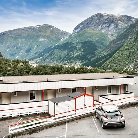 Apart Otel Trolltunga Tyssedal
